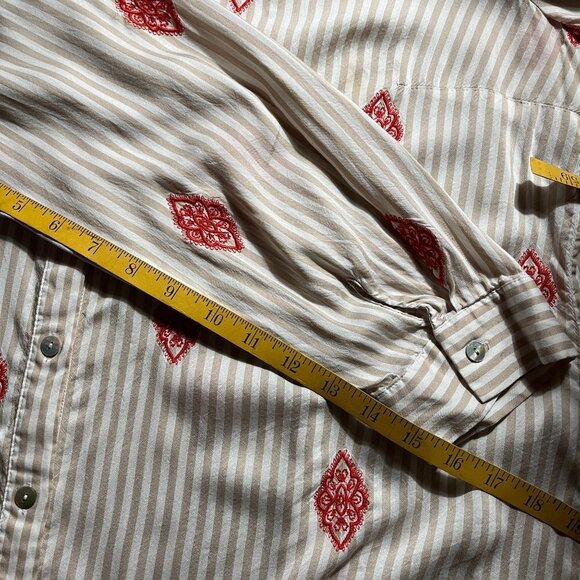 Chicos Long Sleeve Button Up Shirt Womens‎ L Embroidered Striped 90s Streetwear - Picture 8 of 8